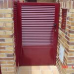 PUERTA LOUVER (TIRA) ACCESO RESIDENCIAL-Grudisa