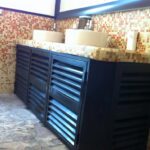 PUERTA LOUVER (TIRA) BAÑOS INTERIORES-Grudisa